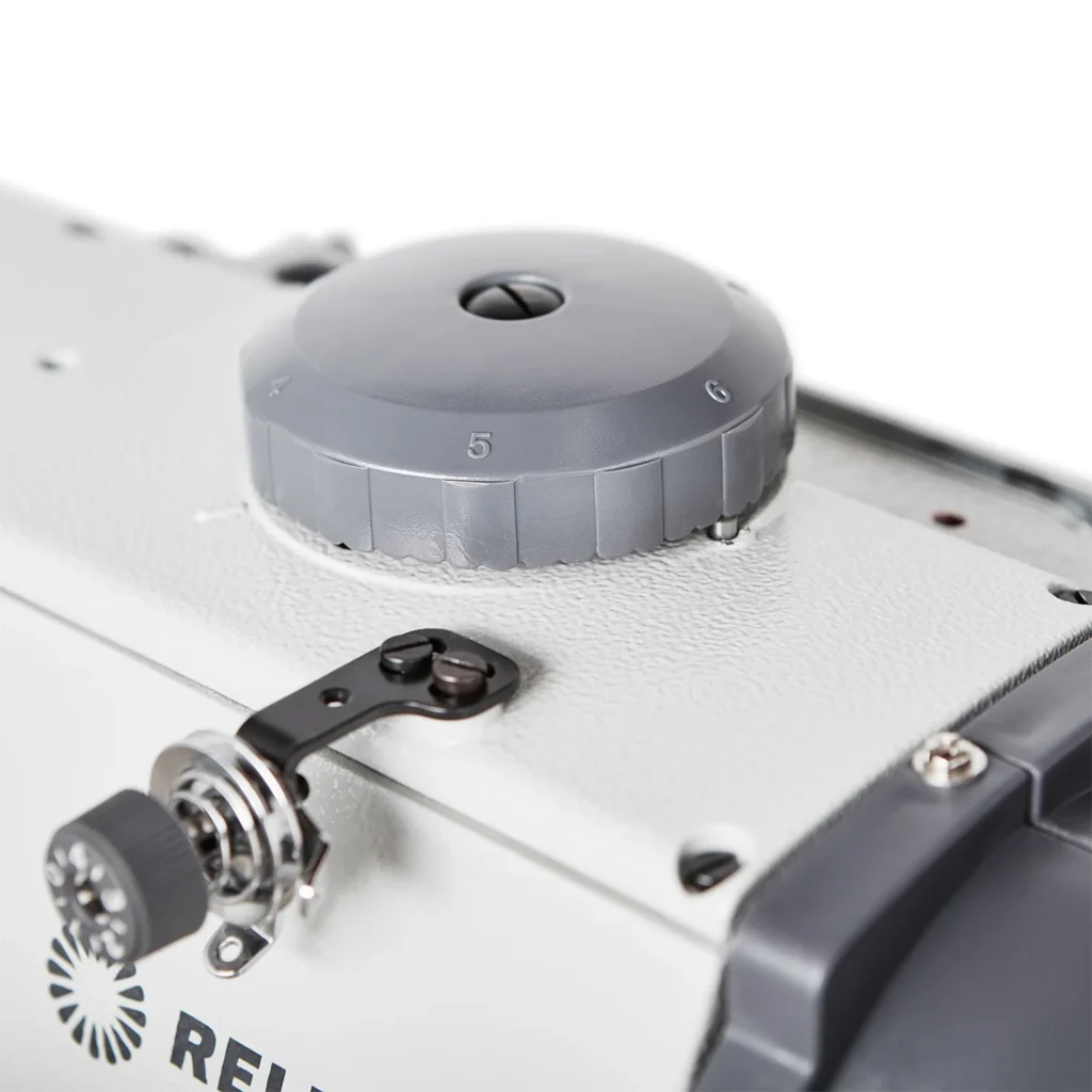 4220SW Industrial Lockstitch Sewing Machine dials